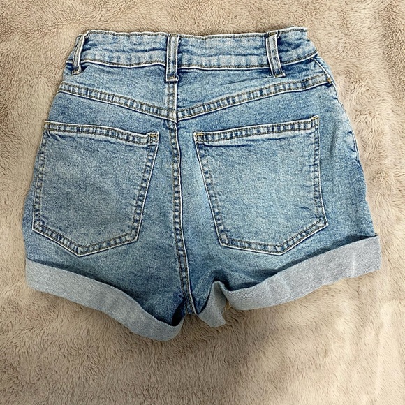 Cotton On High Rise Stretch Shorts  size:2US - Picture 3 of 3